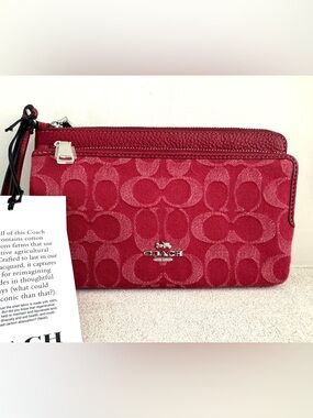 COACH NWT Red Signature Jacquard Double Zip Wristlet Pouch NEW